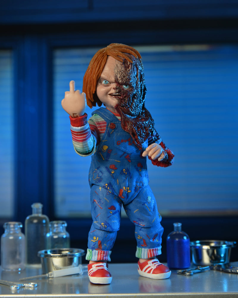 NECA Figura de Accion Ultimate: Chucky TV Series - Chucky 7 Pulgadas