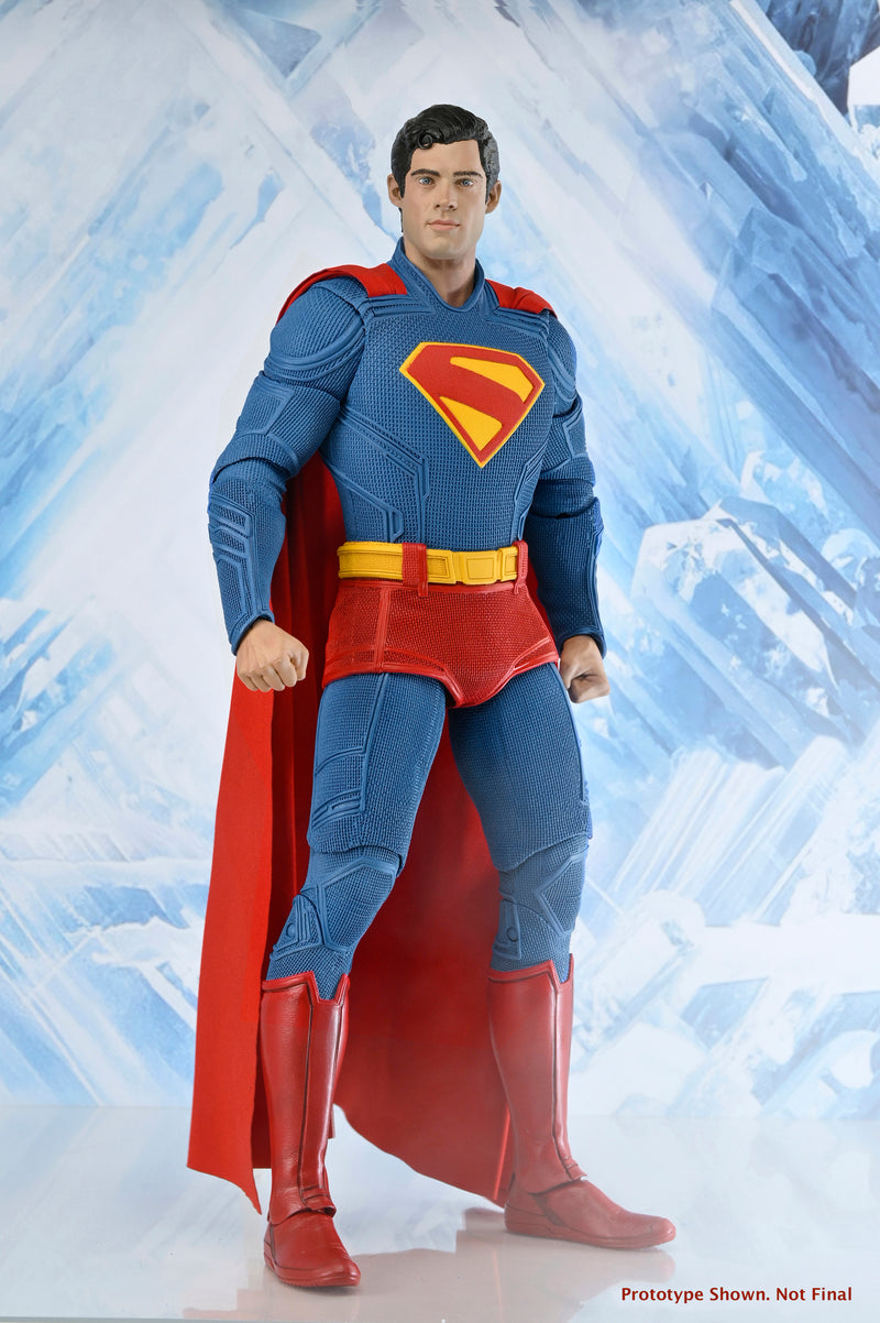 NECA Figura de Accion: DC Superman 2025 - Superman Escala 1/4