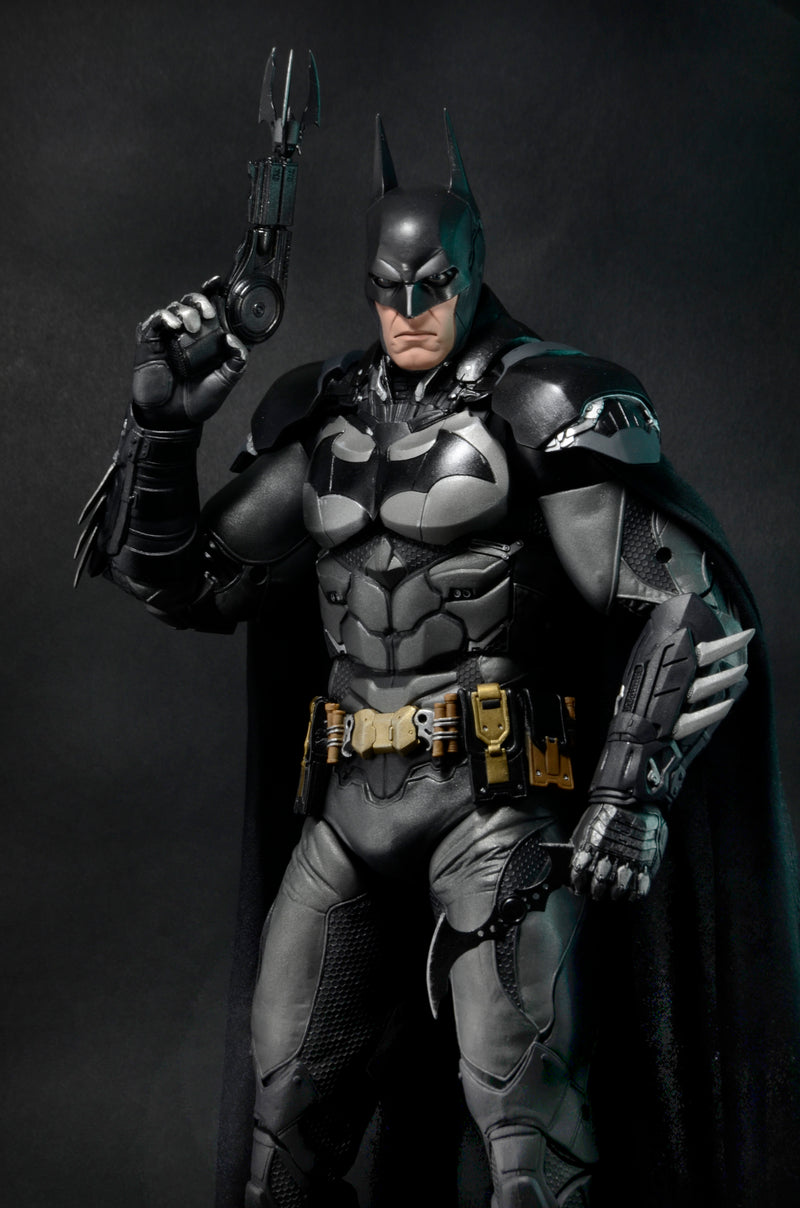 NECA Figura de Accion: Batman Arkham Knight - Batman Escala 1/4