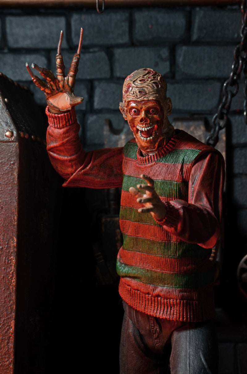 NECA Figura de Accion Ultimate: Pesadilla En La Calle Del Infierno 30 Aniversario - Freddy 7 Pulgadas