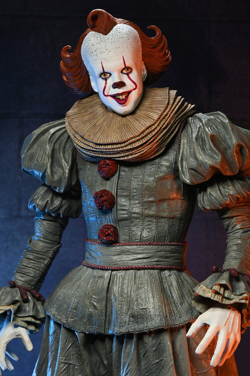 NECA Figura de Accion: Welcome to Derry - Pennywise Escala 1/4