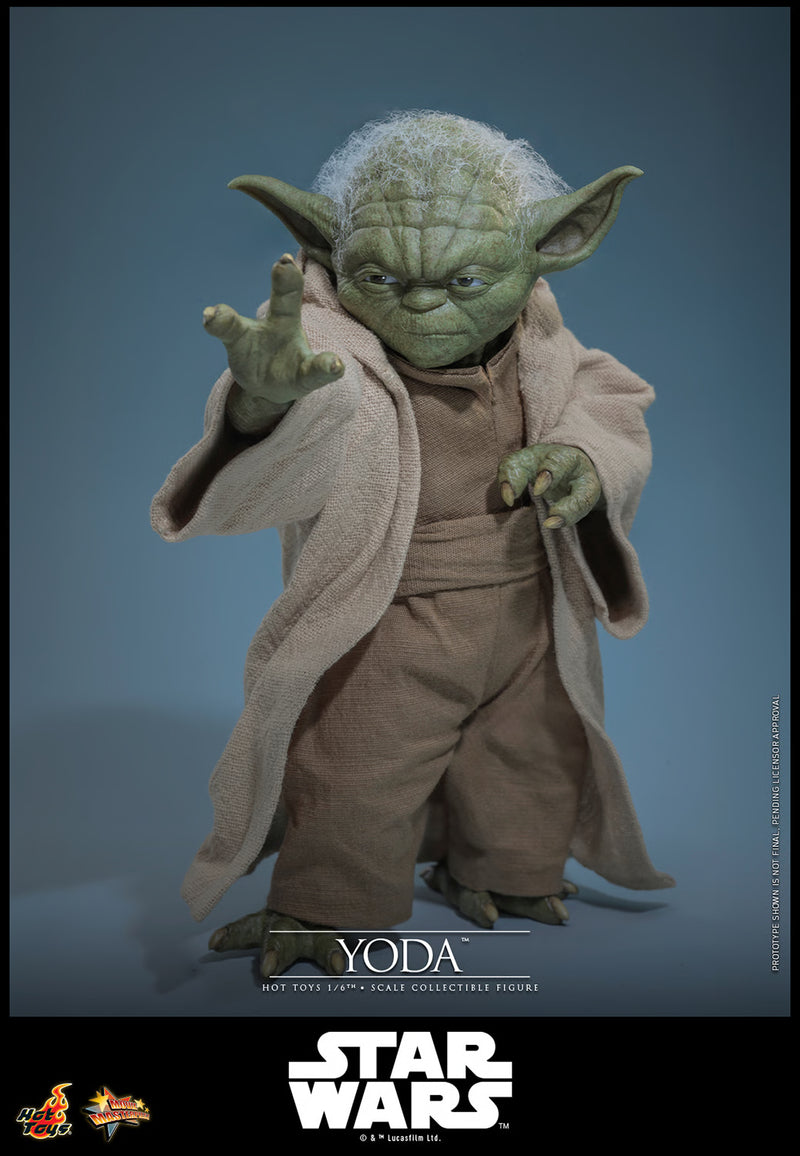 Hot Toys Movie Masterpiece Series: Star Wars Revenge Of The Sith - Yoda Escala 1/6