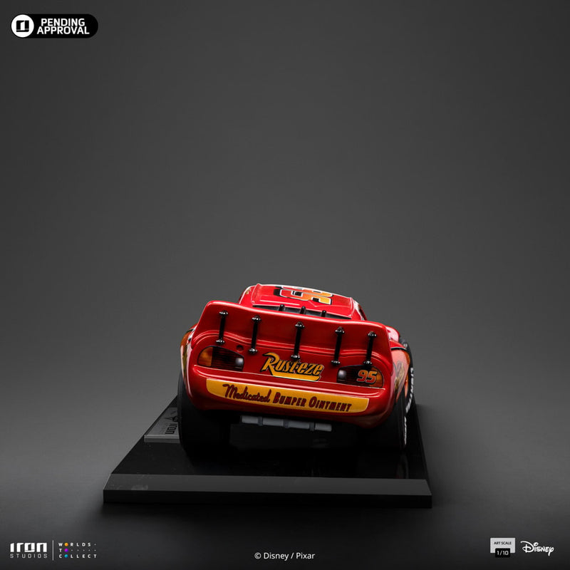 IRON Studios: Disney Cars - Rayo Mcqueen Escala de Arte 1/10