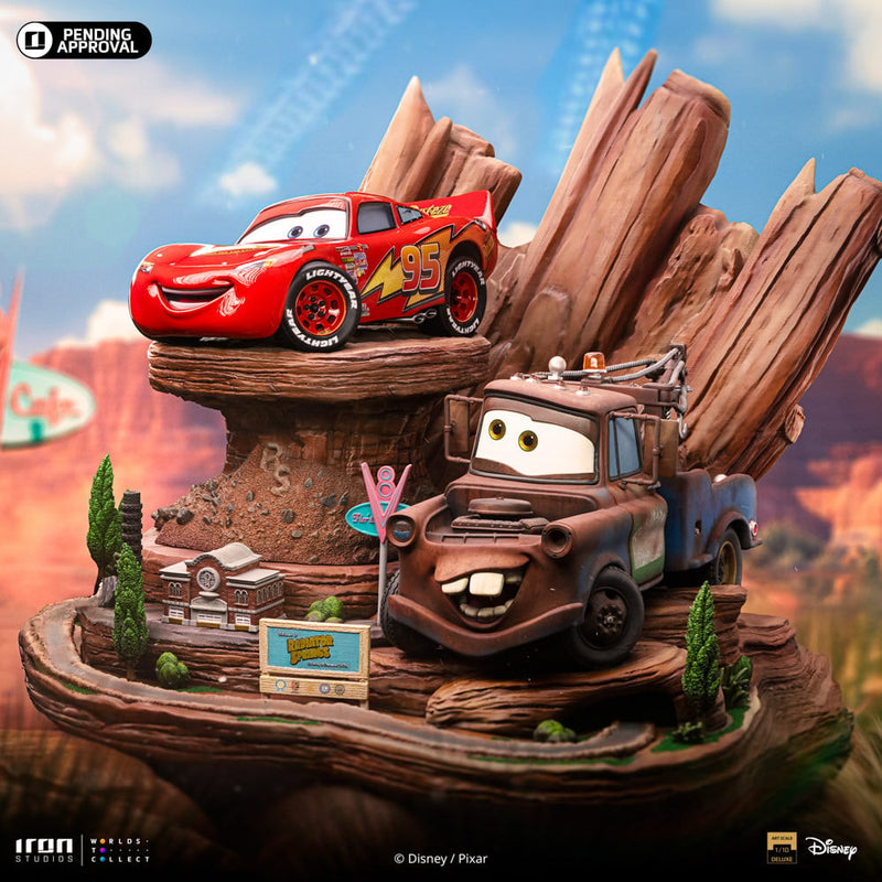 IRON Studios: Disney Cars - Rayo Mcqueen y Mate Deluxe Escala de Arte 1/10